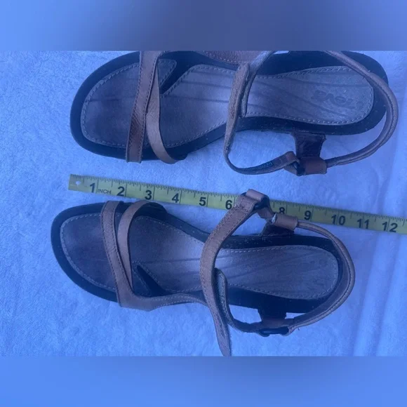 Teva Brown Women's Sandals - Picture 4 of 15
